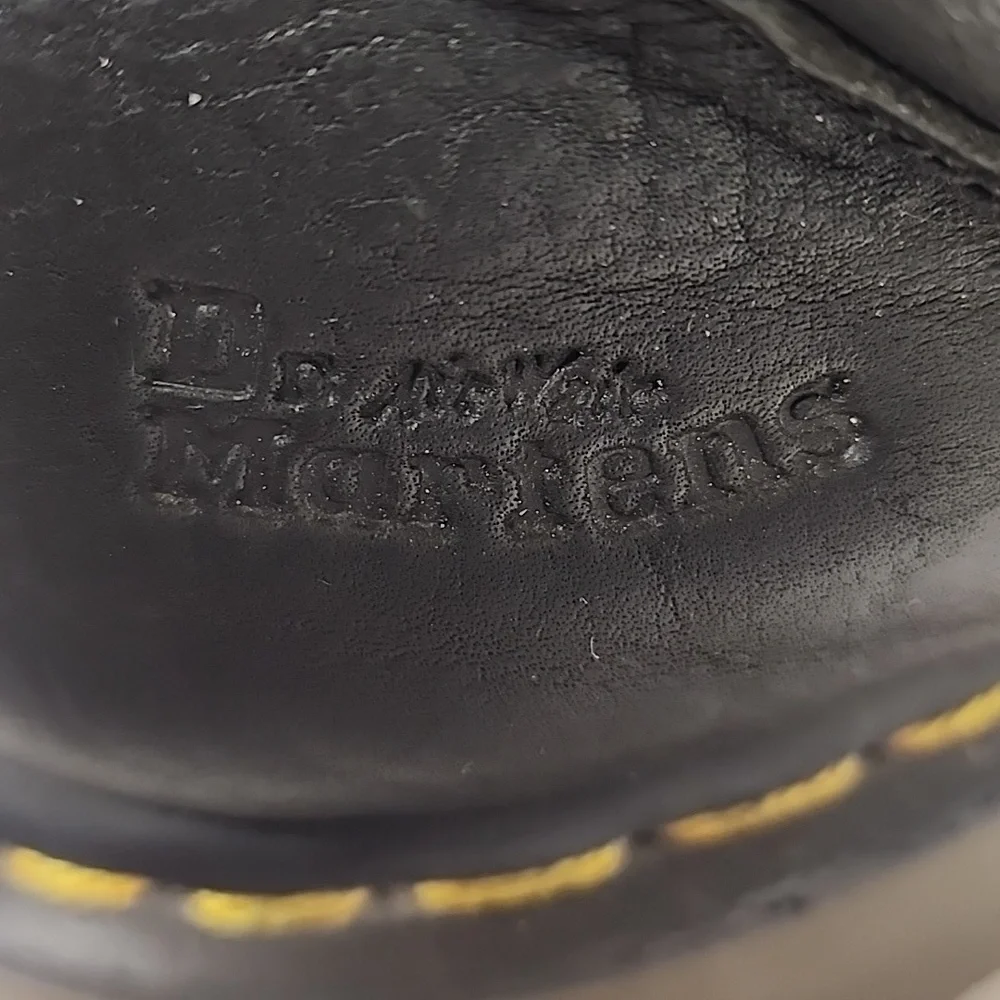 Dr. Martens Vintage Black Leather Oxfords Made In England 8312 12  Gorpcore